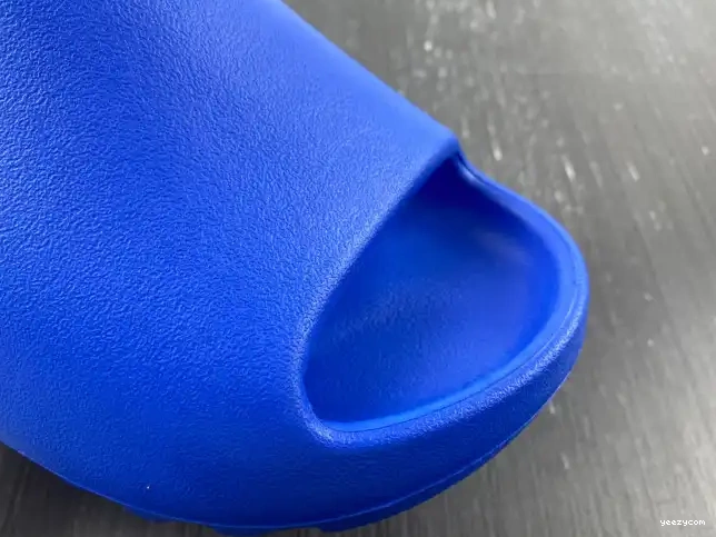Azure Adidas Slide ID4133 Yeezy 0504